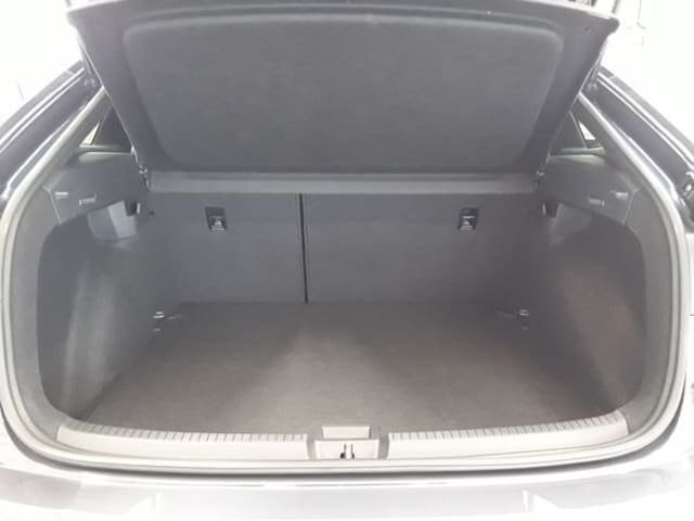 Volkswagen Taigo 1.0 TSI DSG R-Line