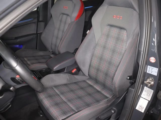 Volkswagen Golf 2.0 TSI DSG GTI