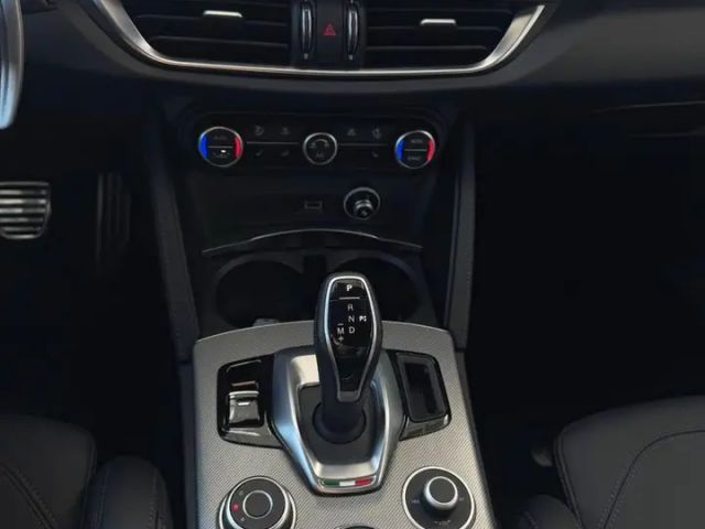 Alfa Romeo Stelvio Q4 Veloce