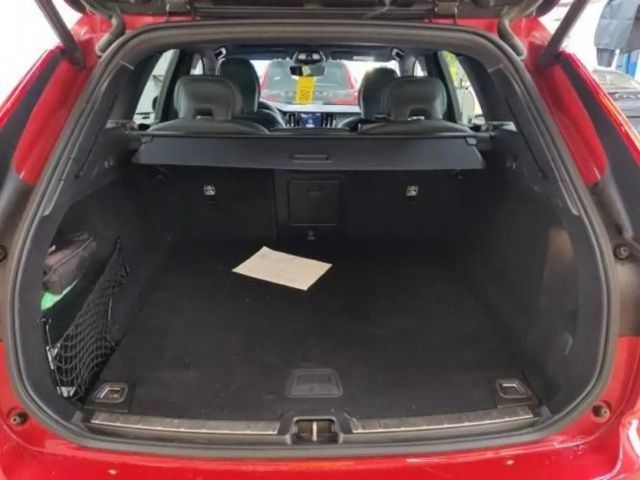 Volvo XC60 AWD R-Design