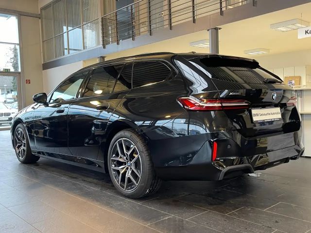 BMW 520 520d M-Sport Touring xDrive