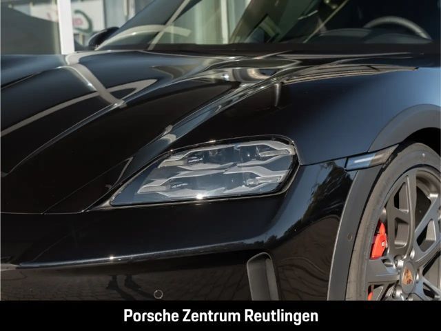 Porsche Taycan 4S Cross Turismo