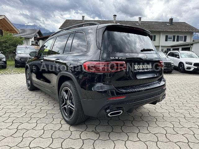 Mercedes-Benz GLB 250 4MATIC