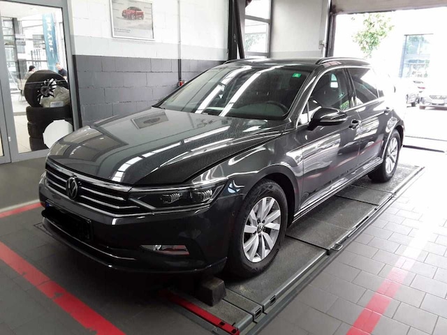 Volkswagen Passat 2.0 TDI Business DSG Variant