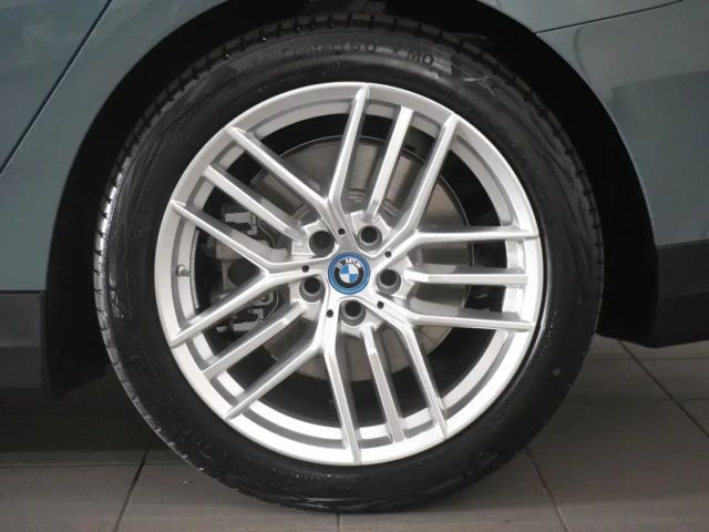 BMW i5 eDrive40