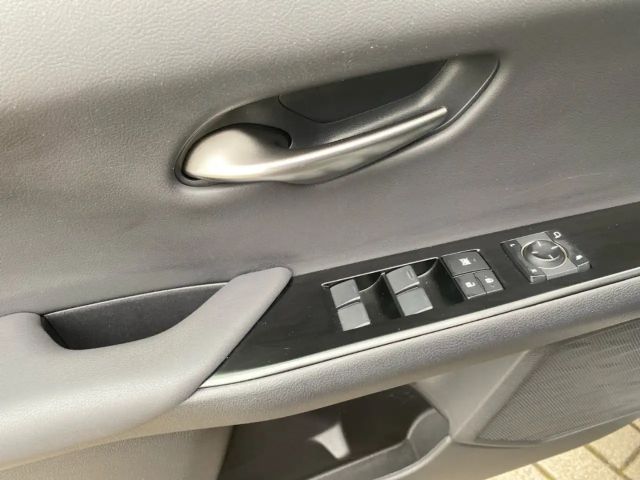 Lexus UX *Bi-LED*Leder*4x SHZ*el Sitze*Kamera*ACC*