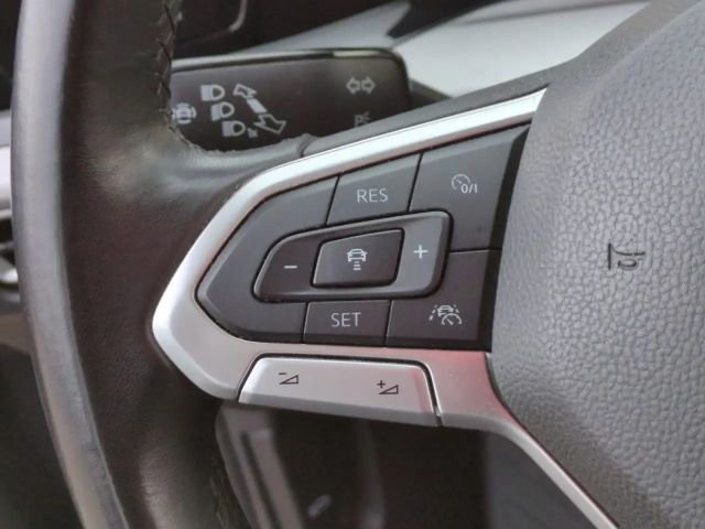 Volkswagen Golf 1.0 TSI Golf VIII Life