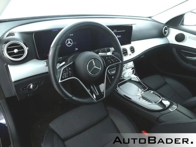 Mercedes-Benz E 220 AVANTGARDE E 220 d Estate