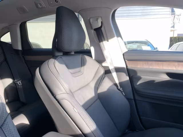 Volvo ES90 Extended range Single motor Ultra