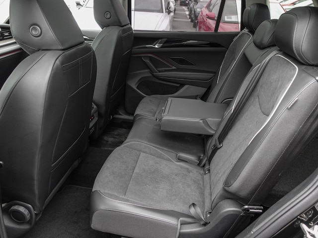 Volkswagen Tayron 2.0 TDI DSG 7-Sitze NAVI PANO