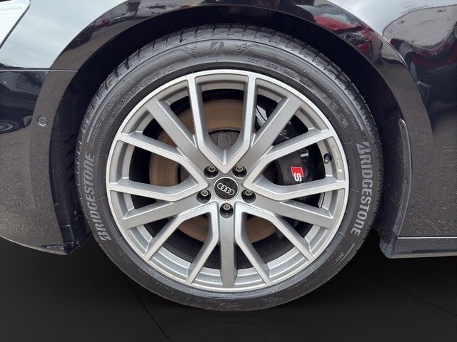 Audi S6 Avant Quattro