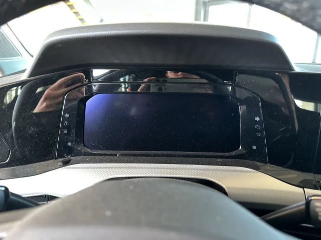 Volkswagen Golf 1.5 TSI Golf VIII Move