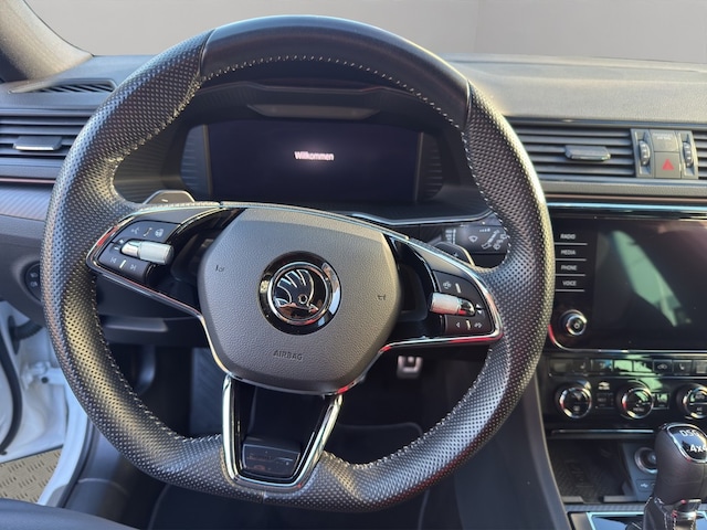 Skoda Superb 2.0 TSI 4x4 Combi Sportline