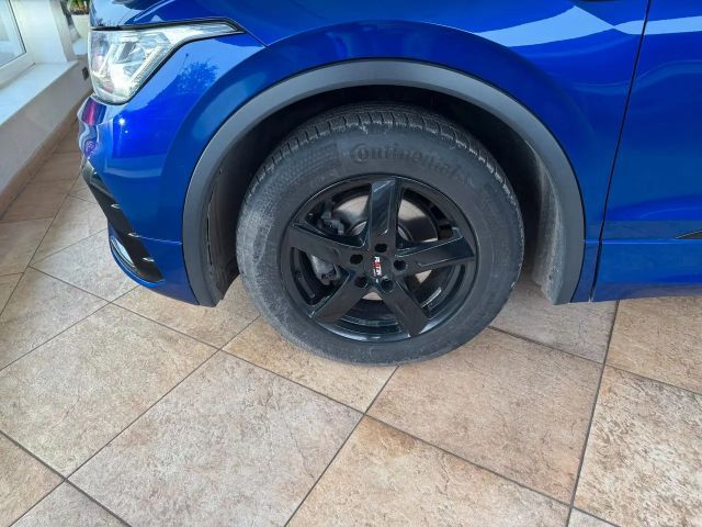 Volkswagen Tiguan R-Line Style