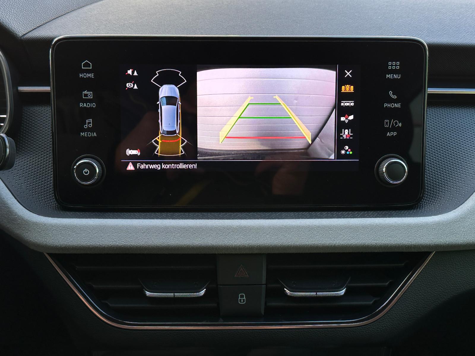 Skoda Scala 116PS DSG First Edition Matrix KAMERA eHK LM17"