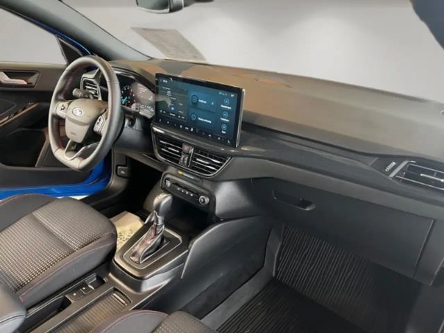 Ford Focus ST Line Wagon