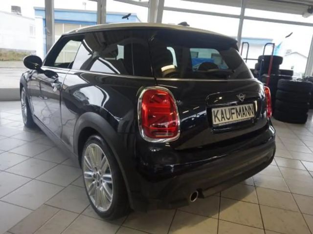 MINI Cooper COOPER 1,5 CAMDEN LEDER NAVI LED SHZ TEMPOMAT 17"