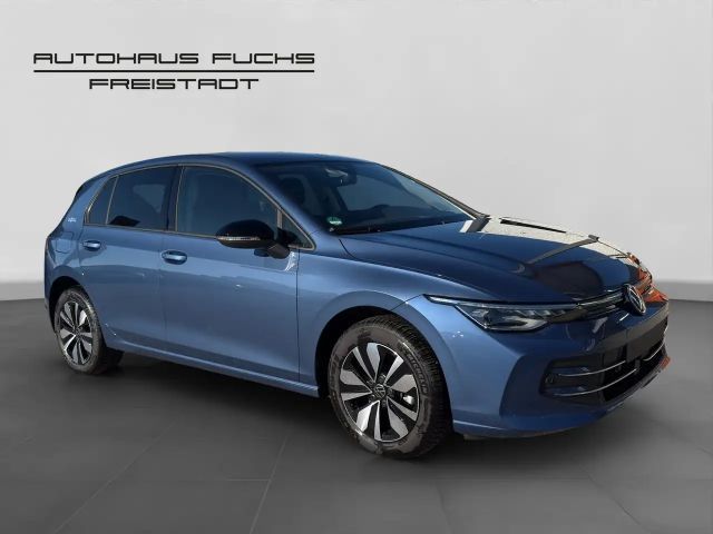 Volkswagen Golf 1.5 eTSI Golf VIII Life