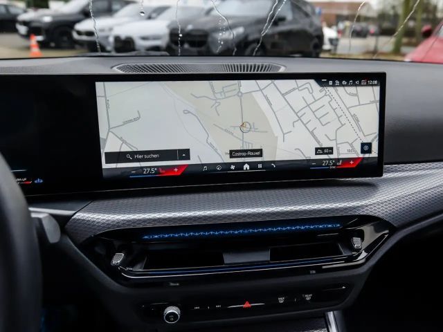 BMW 318 318i M-Sport Sedan