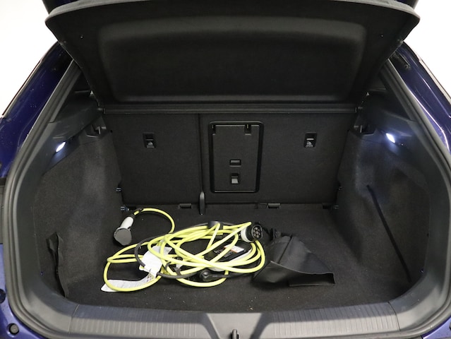 Volkswagen ID.4 CarPlay|AHK|ACC|LED|Navi|Akustikglas|LM