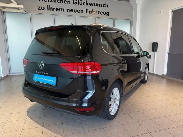 Volkswagen Touran 1.5 TSI Highline