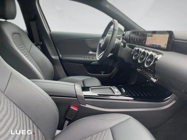 Mercedes-Benz A 200 Progressive