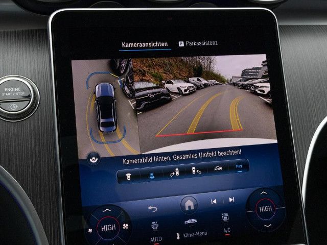 Mercedes-Benz C 200 AMG Line Sedan