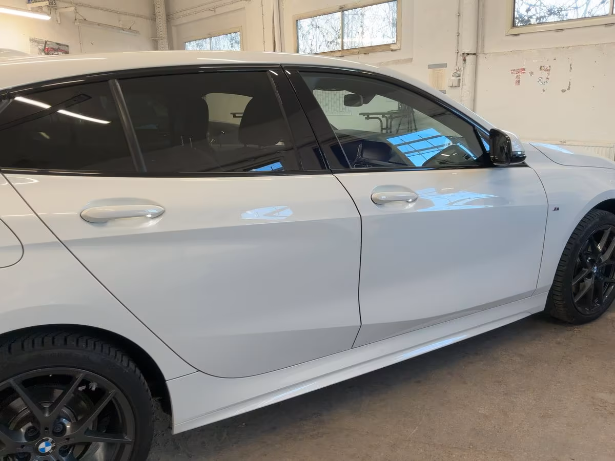 BMW 118 118i M-Sport Sedan