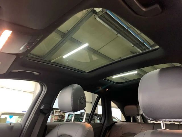 Mercedes-Benz GLC 300 4MATIC AMG Line