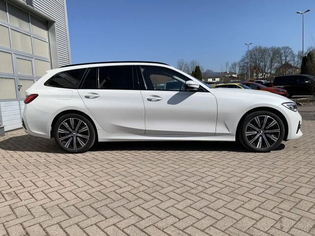 BMW 330 330i Sport Line