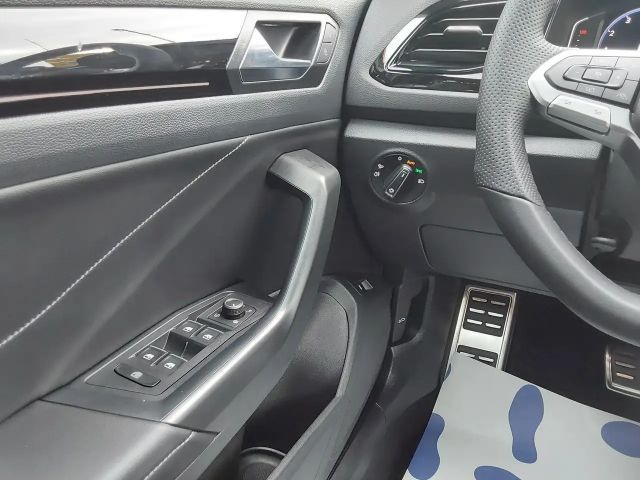 Volkswagen T-Roc 1.5 TSI DSG R-Line Style