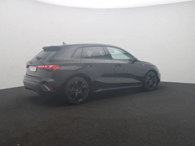 Audi A3 35 TFSI S-Line Sedan Sportback