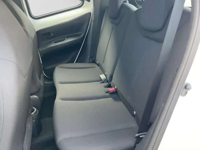 Toyota Aygo X Business Hatchback