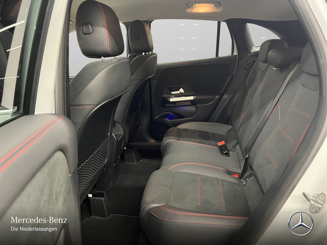 Mercedes-Benz GLA 200 AMG Line