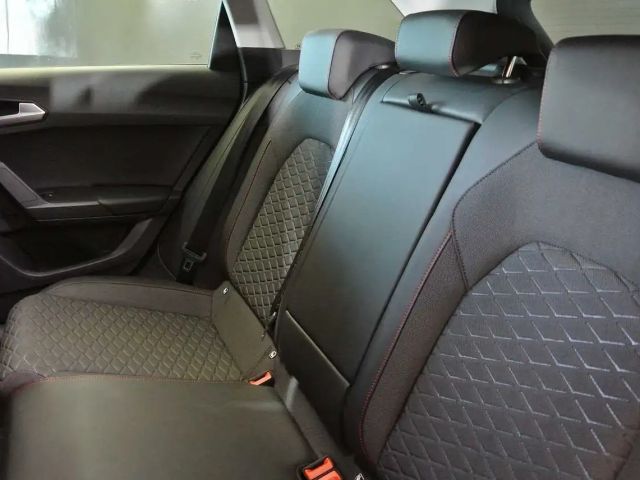 Seat Leon 1.5 eTSI DSG FR-lijn Sportstourer