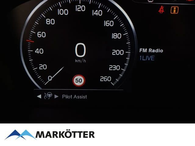 Volvo V60 AWD Core Recharge T6