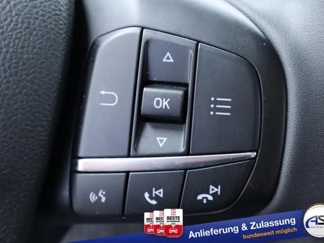 Ford Focus Cool & Connect Wagon