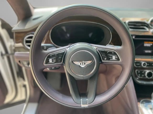 Bentley Bentayga V8