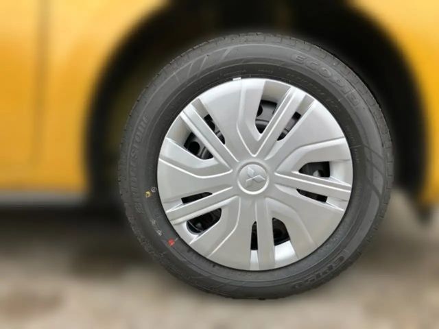 Mitsubishi Space Star Inform Star