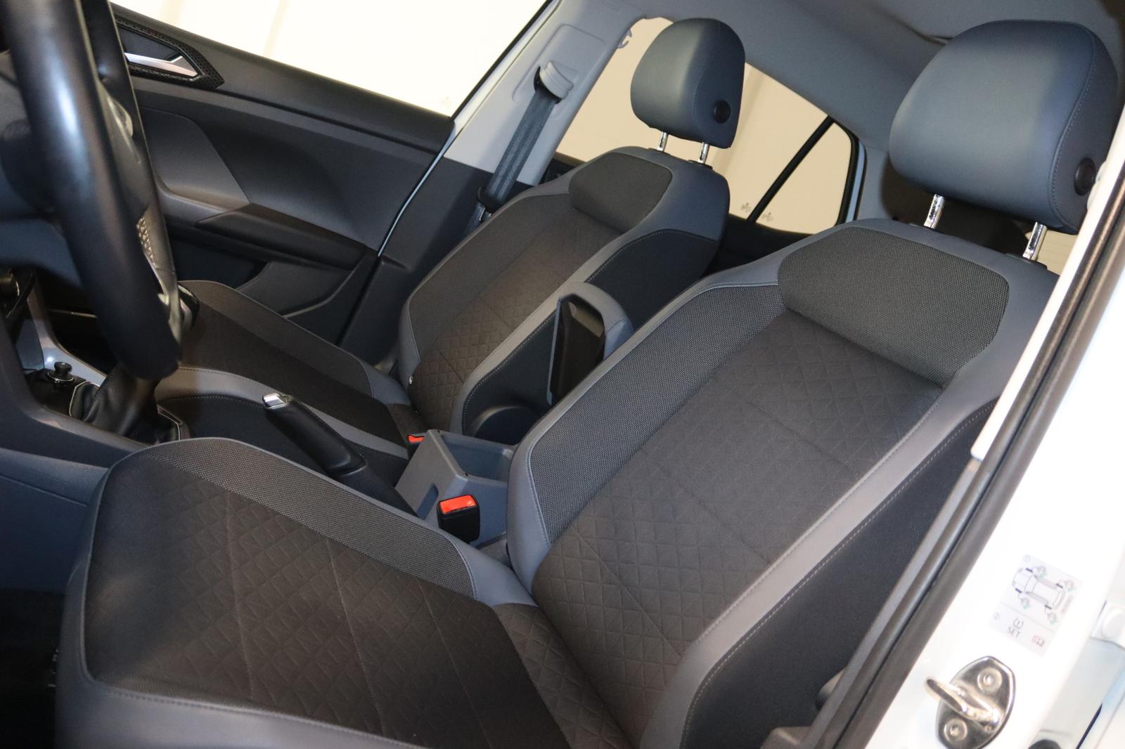 Volkswagen T-Cross Style