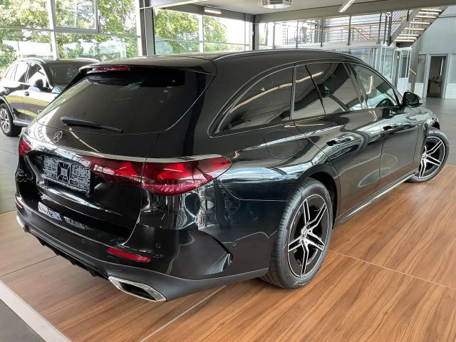 Mercedes-Benz E 220 AMG Line E 220 d Estate
