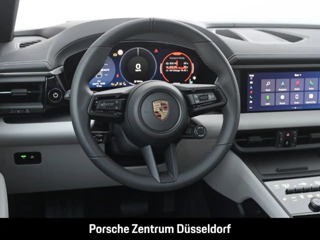 Porsche Macan 4