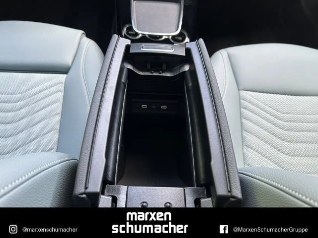 Mercedes-Benz A 220 4MATIC Progressive