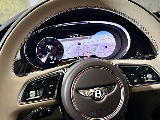 Bentley Bentayga V8