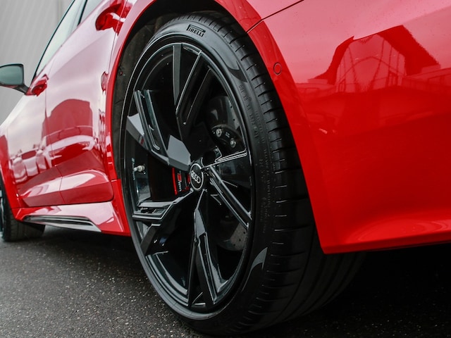 Audi RS6 Avant Quattro