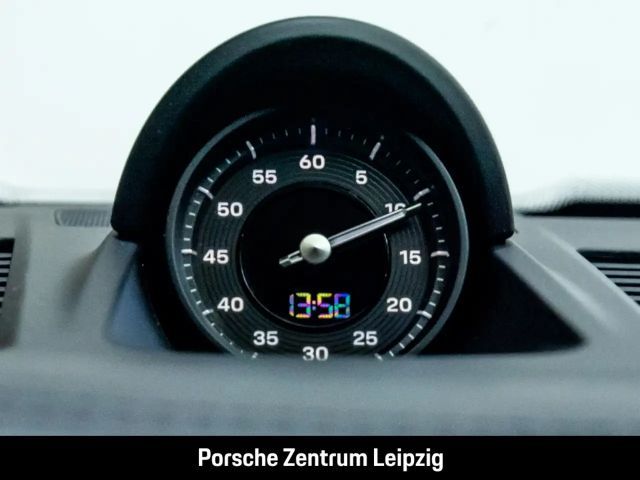 Porsche 992 Cabrio Carrera GTS