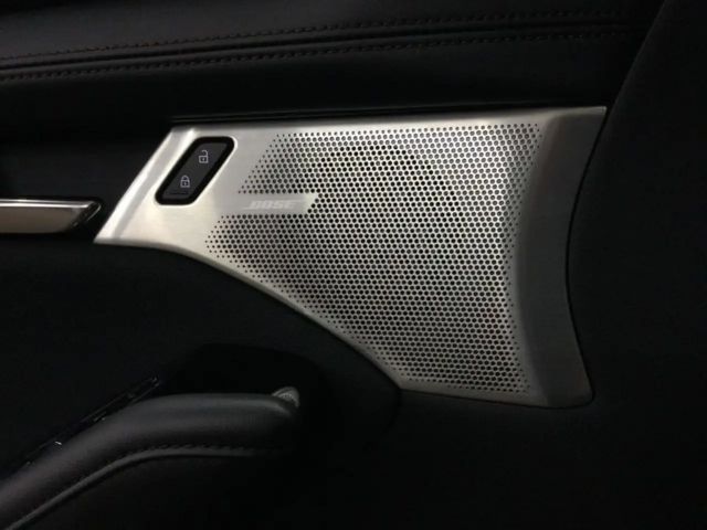 Mazda 3 Exclusive-line SkyActiv e-Skyactiv