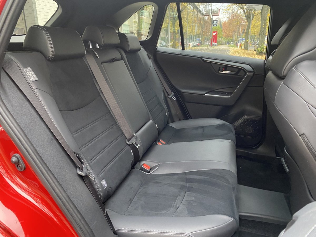 Toyota RAV4 5-deurs GR Plug-in