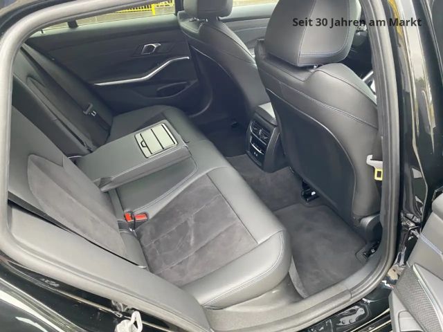 BMW 320 320d M-Sport Touring xDrive