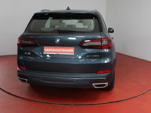 BMW X5 xDrive45e